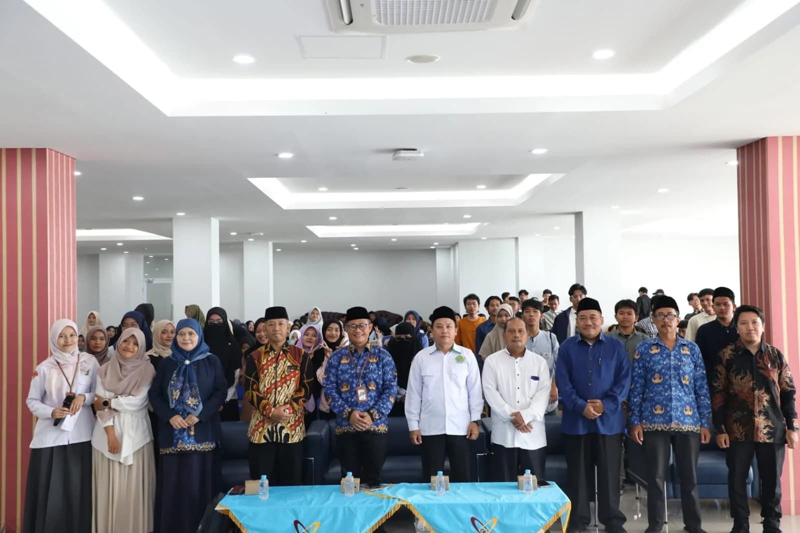 Seminar Nasional Moderasi Beragama di Aula Kampus 2