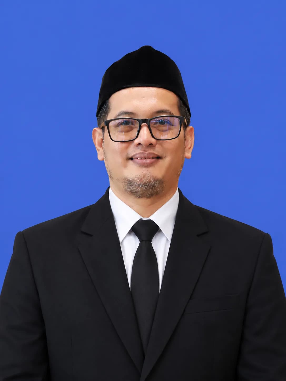Potret resmi Dr. Ade Fakih Kurniawan, S.Th.I., M.Ud.